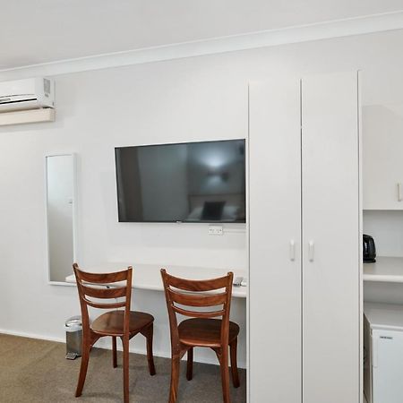 Wingham Motel Экстерьер фото