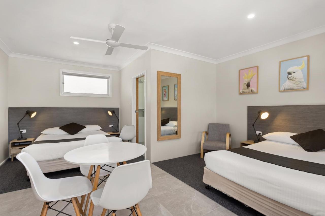 Wingham Motel Экстерьер фото