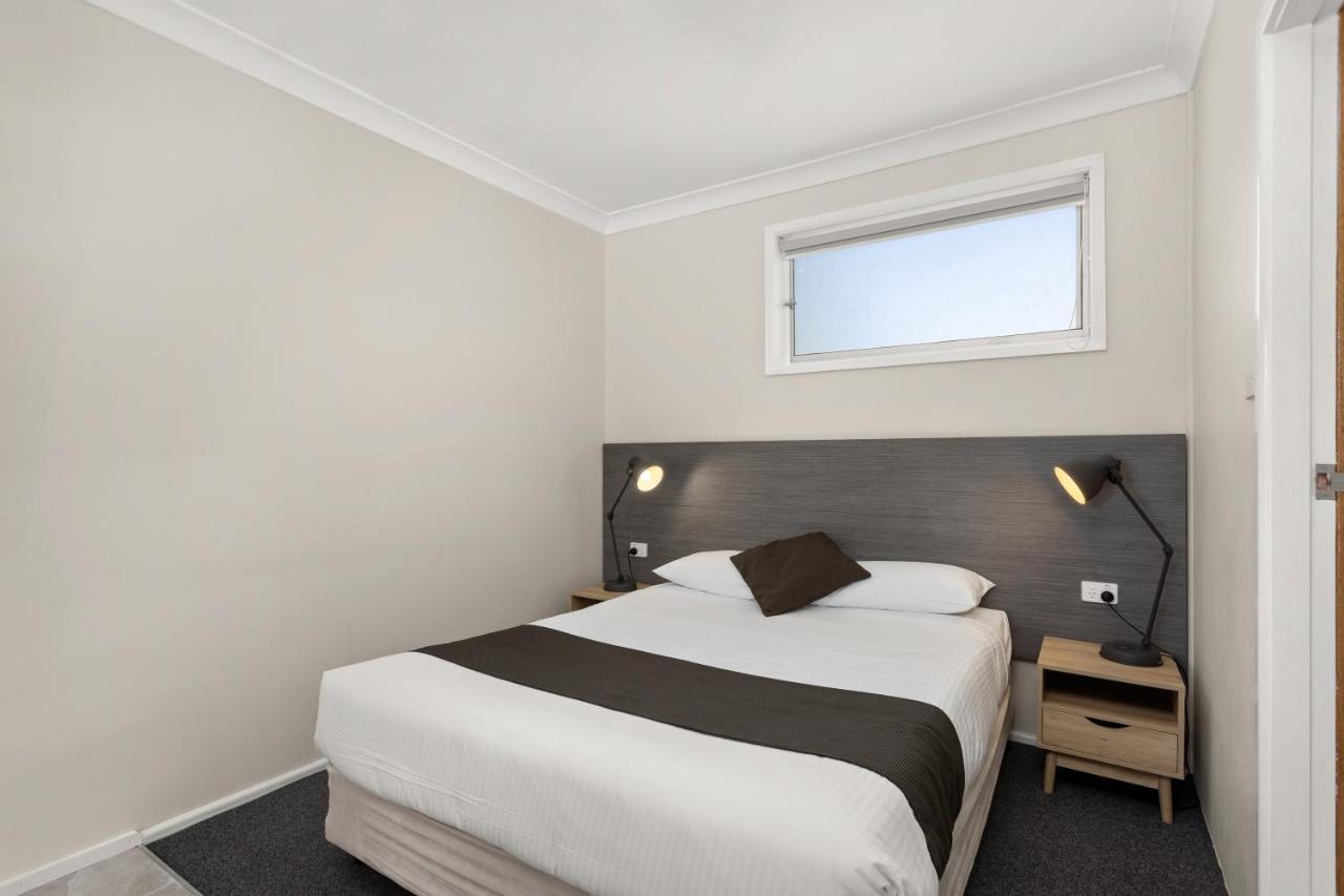 Wingham Motel Экстерьер фото