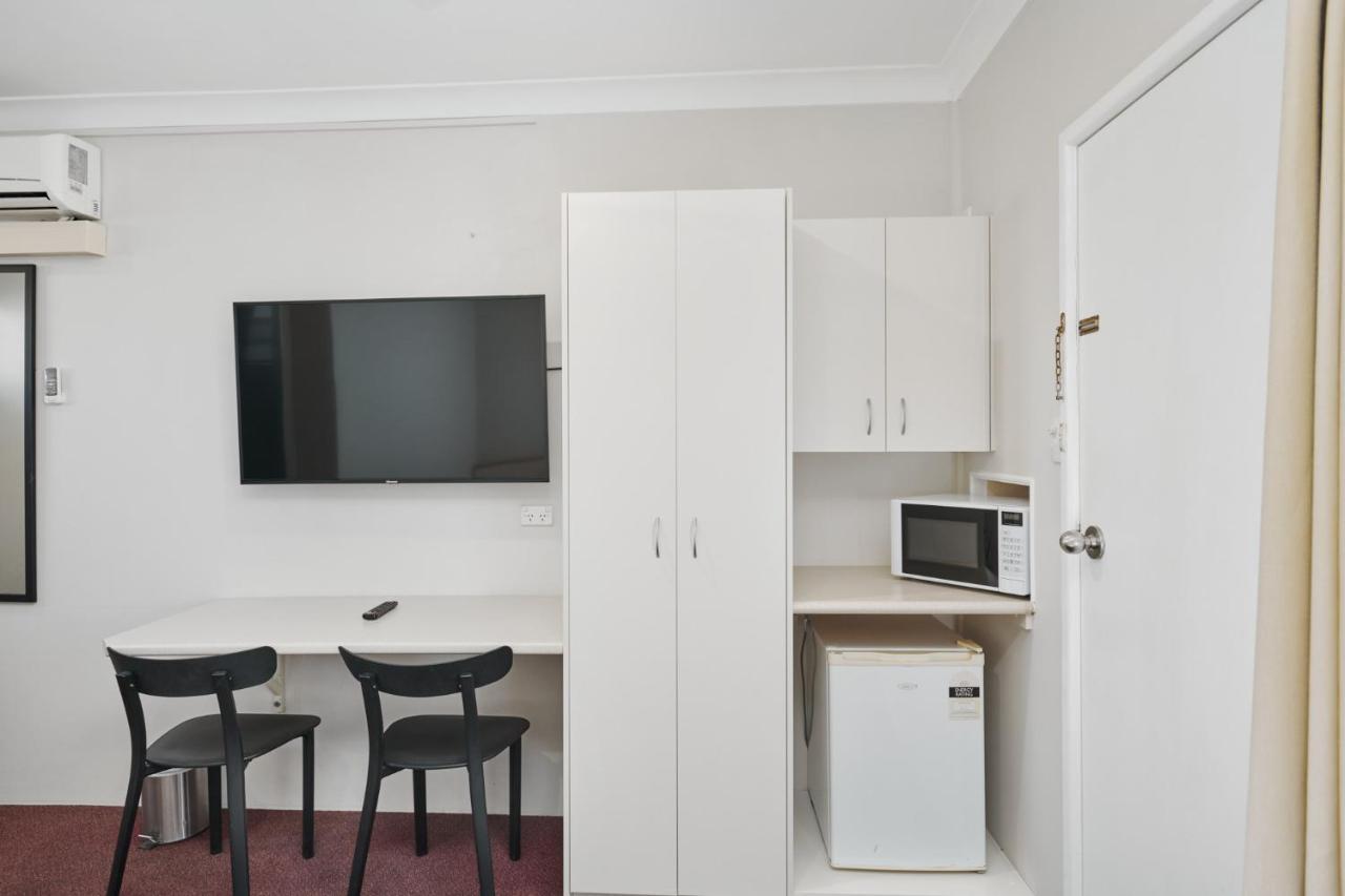 Wingham Motel Экстерьер фото